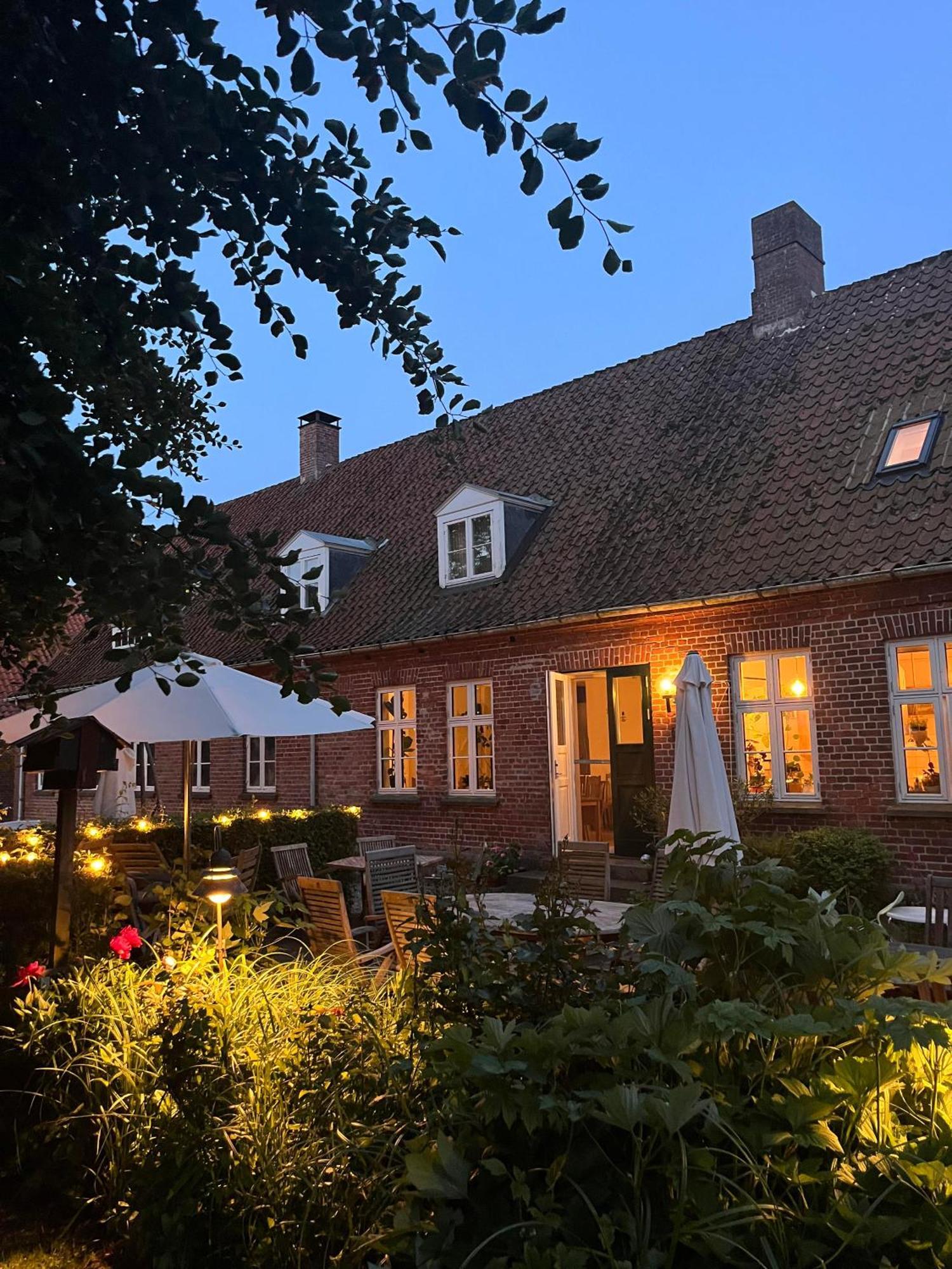 Bed and Breakfast Bellinge House Horreby Экстерьер фото